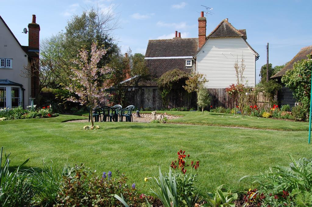Bed and Breakfast Pickwick House Stoke by Clare Екстер'єр фото